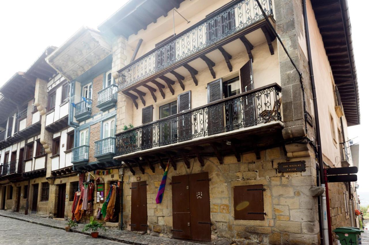 Kabia By Smiling * Hondarribia